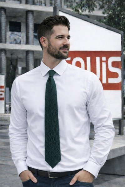 couis Tie Pattern