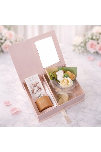 velve Set Lovely day, cu flori decorative cu aspect si difuzor parfum, in cut...