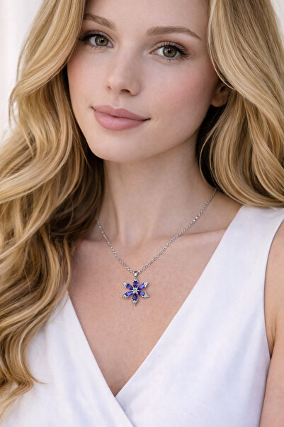 Tixy Pixy Kararmaz Mor Zirkon Taşlı Lotus Gümüş Kadın Kolye