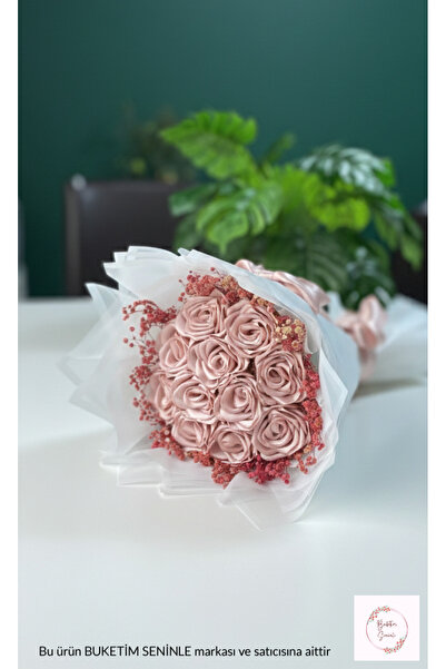 Buketim Seninle 11'li Pudra Pembe Cipsolu Solmayan Saten Gül Buketi, Kurdele ...