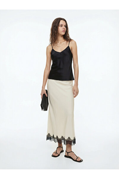 Babushka White Lace Detailed Satin Skirt