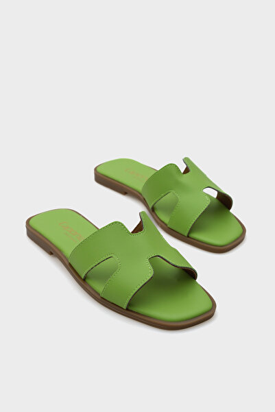 Capone Outfitters Γυναικείες παντόφλες Halsey