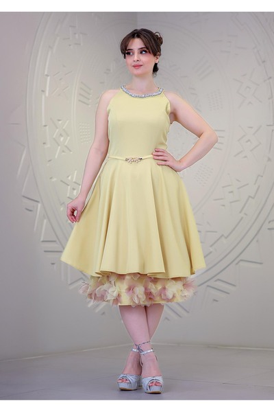 Opera Fashion فستان العيد بناتي أنيق مع إكسسوار حول العنق