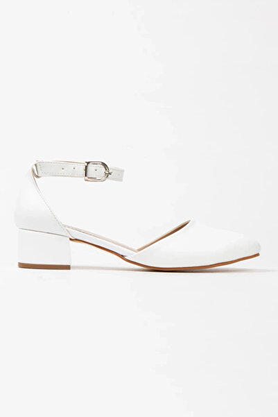 Miss Mitto Γυναικεία λευκά δερμάτινα δερμάτινα κλειστά παπούτσια με κοντό χον...