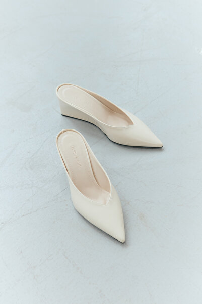 LUTVELIZADE Γόβες 2518 - Γυναικείες γόβες με μυτερή μύτη και χαμηλό τακούνι