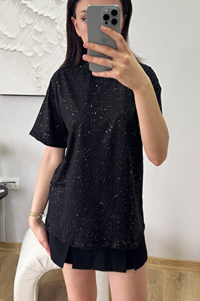 İlayda Toprak Shine Siyah Bisiklet Yaka Simli Kısa Kollu Oversize T-Shirt