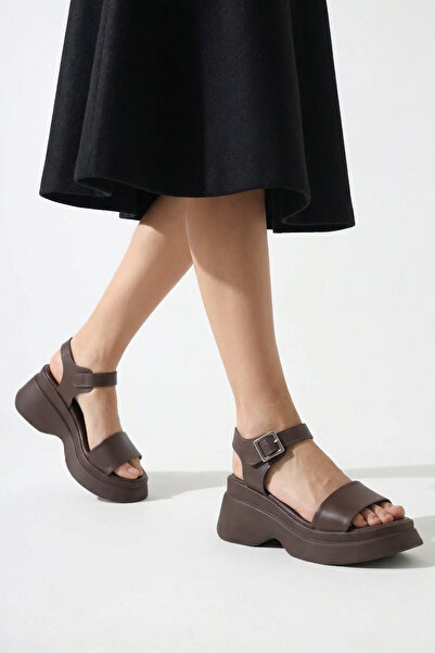 Riccon Evelsyra Women's Sandals 00129011 Brown