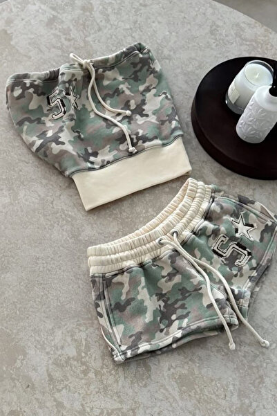 İlayda Toprak Camo Yeşil Kamuflaj Desenli Straplez Şort Alt Üst Takım