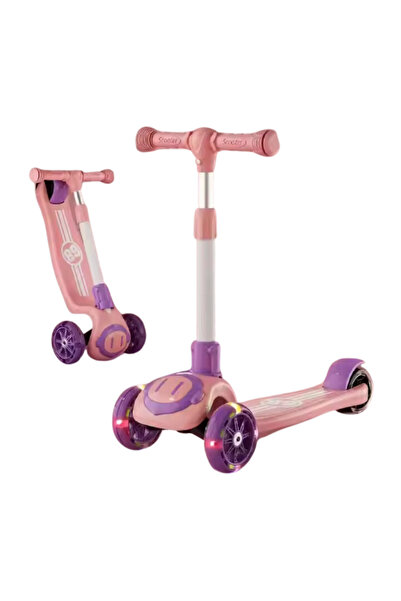 Rally سكوتر مع إضاءة على الدواليب