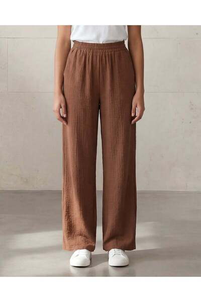 REDTAG بنطلون نسائي بني أرجل واسعة