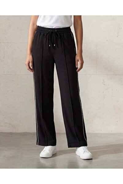 REDTAG Women Black Wide Leg Tailored Trousers