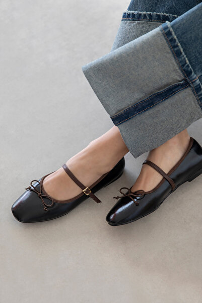 STRASWANS Maxy ženska mašna sa detaljima naborane Koža Baletanke crna