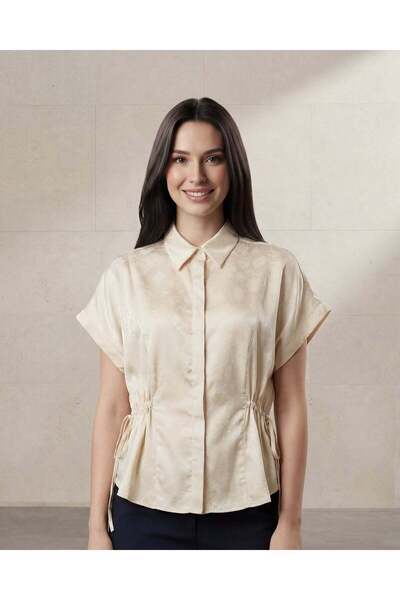 REDTAG قميص نسائي بيج اللون بأزرار أمامية