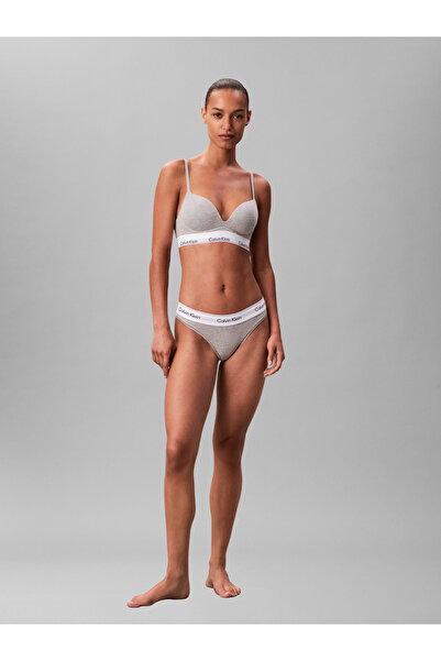 Calvin Klein تمرين الضغط والغطس