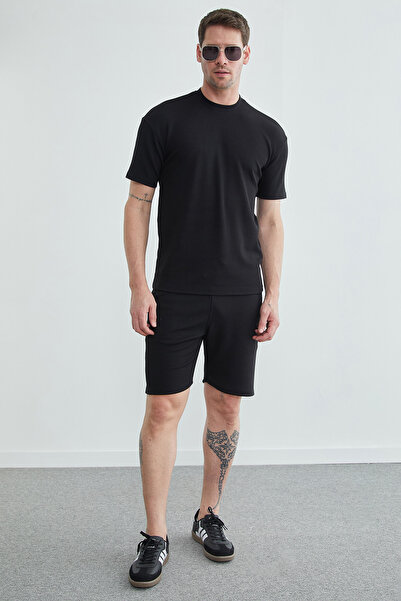 Fulla Moda Elastic Waist Ribbed Shorts