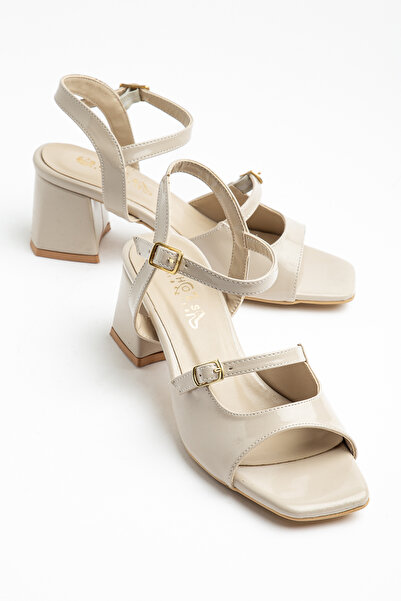 AYENDE MODA Beige Square Toe Patent Leather Thick Heeled Women's Sandals