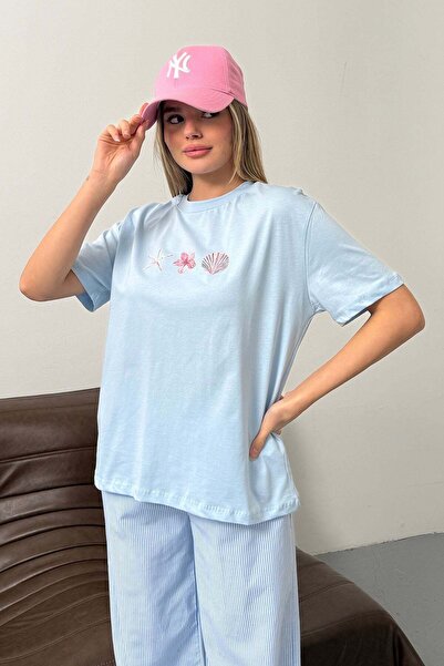 GİYSA تي شيرت نسائي مطبوع عليه صدف البحر 100% قطن أزرق - 26Y 26512