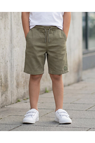 REDTAG شورت دنيم محبوك زيتوني اللون للأولاد