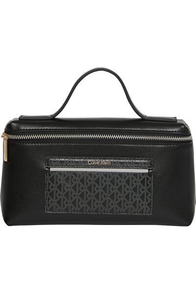 Calvin Klein Kadın Emblem Makyaj Çantası Hediye Seti