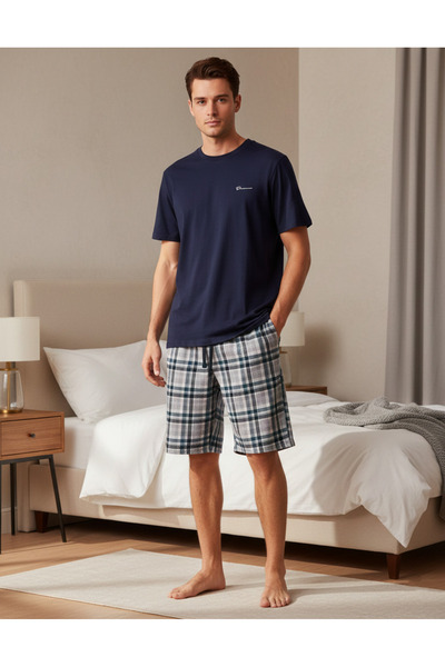 REDTAG طقم بيجاما رجالي باللون الكحلي مكون من تيشيرت وشورت منسوج