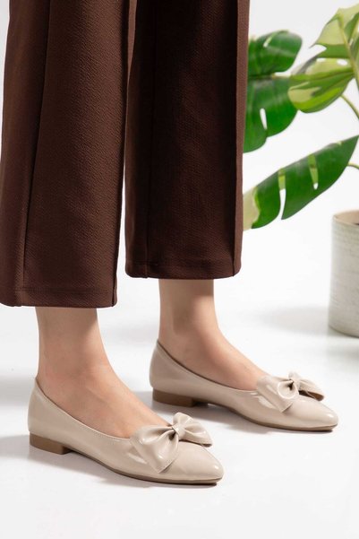 SHESTORE حذاء باليه نسائي مغلق بفيونكة للاستخدام اليومي