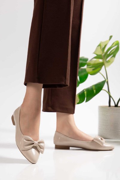 SHESTORE حذاء باليه نسائي مغلق بفيونكة للاستخدام اليومي