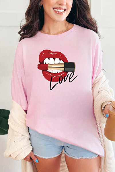 Sarah's Boutique Women's T-shirt – 100% cotton – "Hard Love"