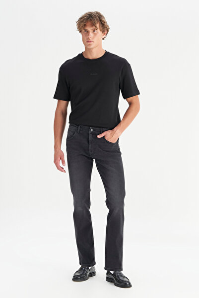 WRANGLER MW15Q01358 Antrasit Erkek Pamuklu Straight Fit Greensboro Denim Jean...