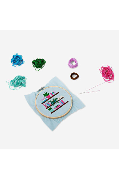 Flying Tiger Copenhagen Kendin Yap Kitaplık Motifli Nakış Kiti