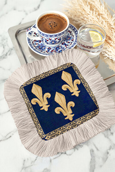 Evimde Bambaşka Ευγενής γαλλική χαρτοπετσέτα παρουσίασης με μοτίβο και κρόσσι...