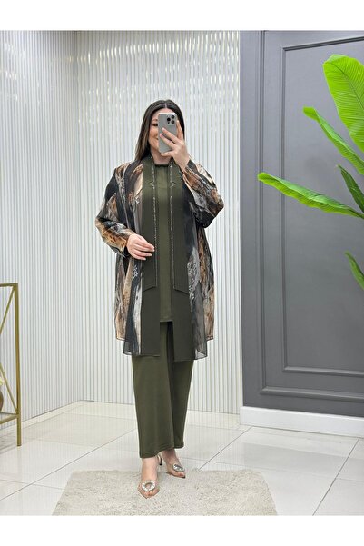 GK Plus Size Sandy Chiffon Three-Piece Set