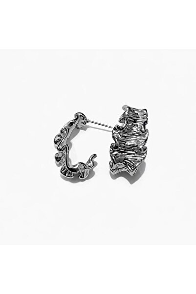 Archhazel Jewelery Curved Earrings