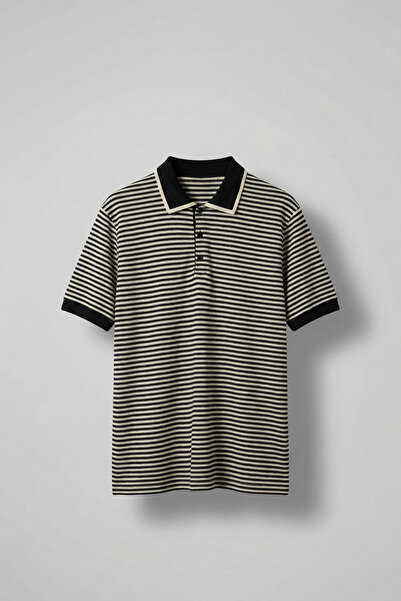 ablukaonline Ανδρικό πλεκτό μπλουζάκι με ριγέ γιακά πόλο σε κανονική εφαρμογή...