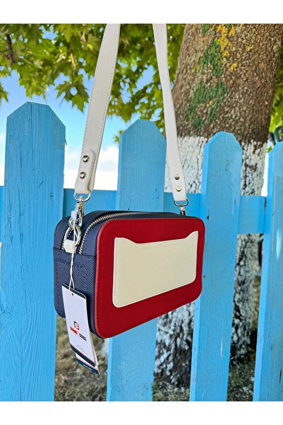 Just Polo Women's New Season Embossed Printed Shoulder Bag 232053 Mh