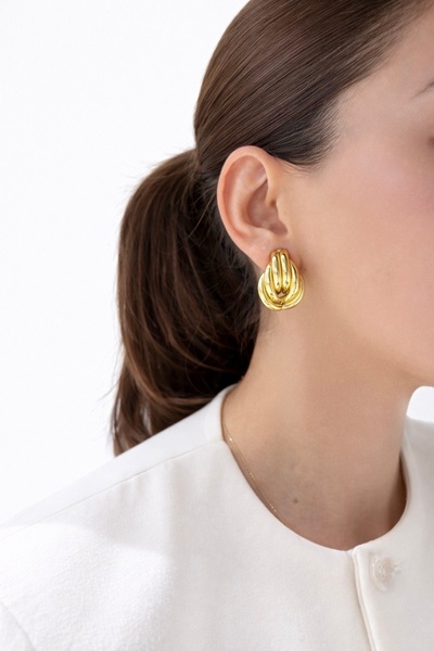 Ressia 14 K Gold Büküm Model Küpe