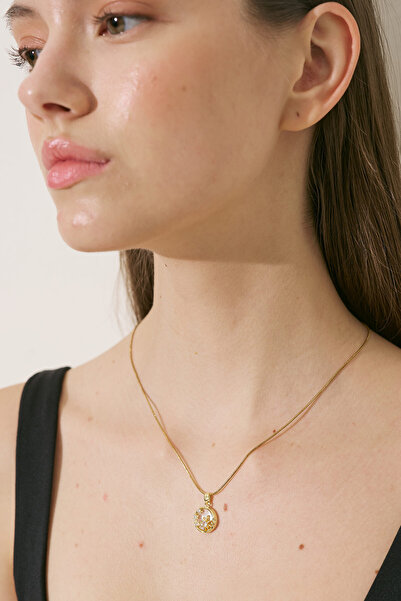 Manuka Gold charmed necklace with stone details