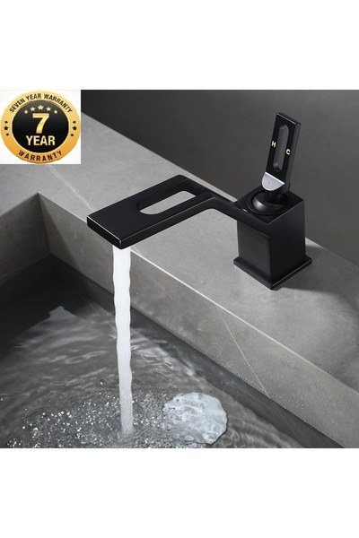 OEM صنبور حوض الحمام طراز جديد لون أسود مطفي ضمان 7 سنوات مستورد