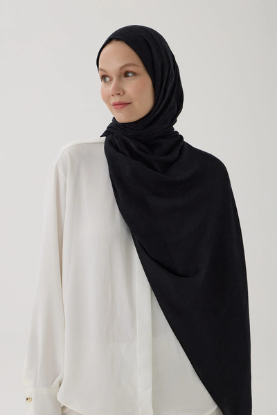 Sereia Women's Islamic Clothing Seasonal Black Color Jacquard Shawl with Knit...