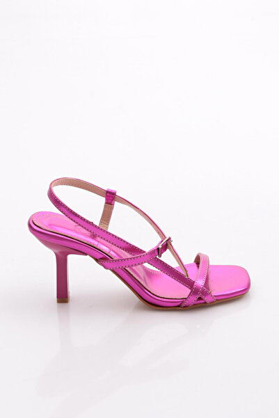 DGN 703-2164 Women's Square Toe Heeled Shoes