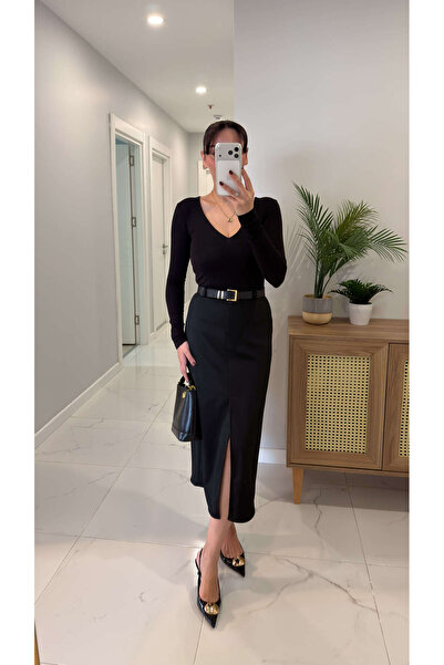 BİRCANÇİL Nasra Black Skirt with Front Slit