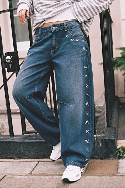 Stradivarius Barrel wide-leg jeans with eyelets