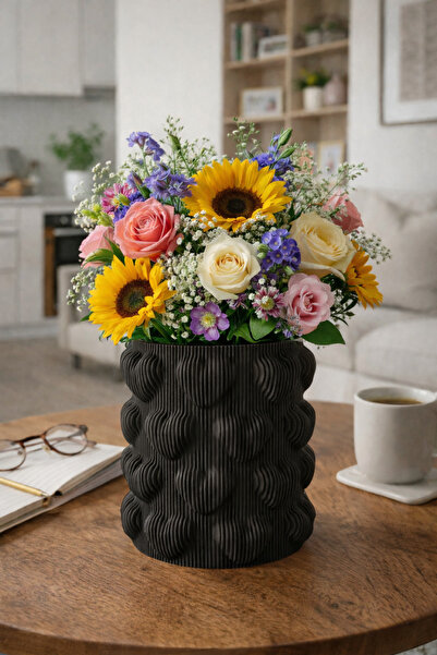 Dekor Modern Heart Wave Design 14X14 Decorative Vase