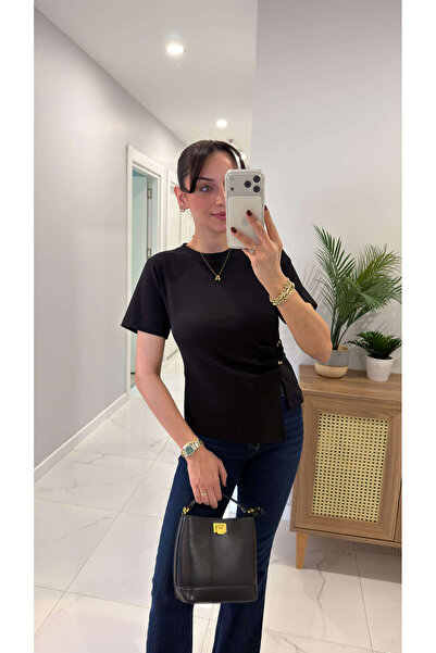 BİRCANÇİL Μπλούζα MD Handa με λεπτομέρεια από μαύρη πόρπη