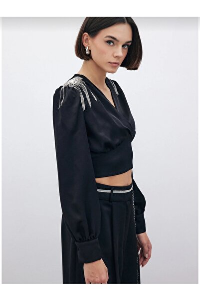 Sateen Short Blouse with Shoulder Accessories