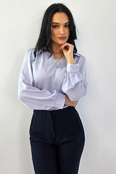 FashionForYou DORYA silky shirt, with pearl and detachable brooch, Lilac, Siz...