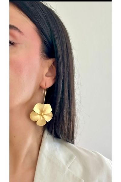 VNS Accessories أقراط زهرة طويلة ذهبية اللون (7 سم) من ماركة موديل جولد