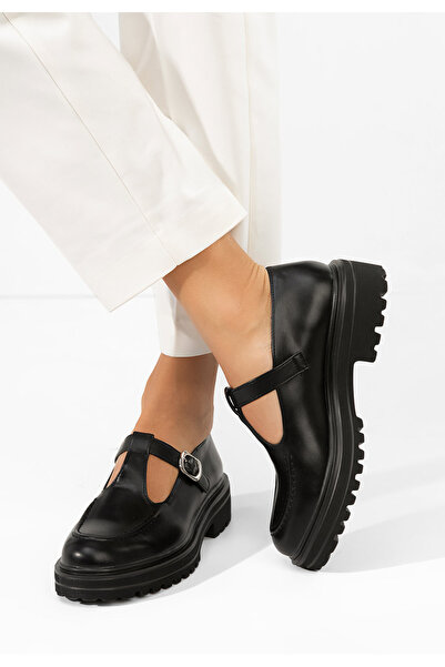 B T Shoes Lorinna women's black casual shoes