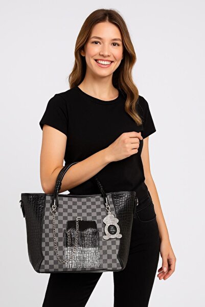 WE&ME Avaj Black Skin Shoulder Bag