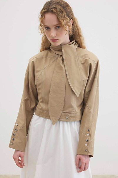 Hooopstore Short Camel Jacket with Scarf Tie