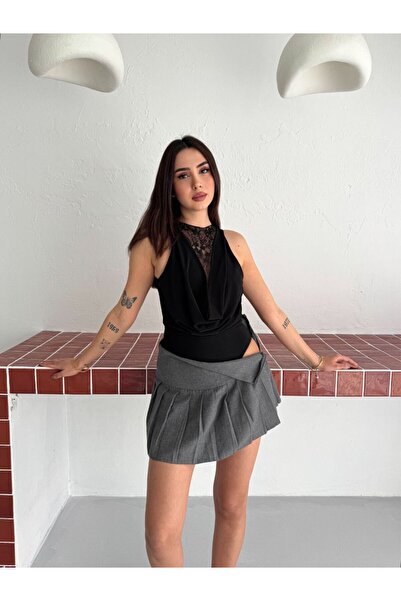 eBaa fashıon DANTELLİ DEGAJE YAKA ZIBINLI BODYSUIT